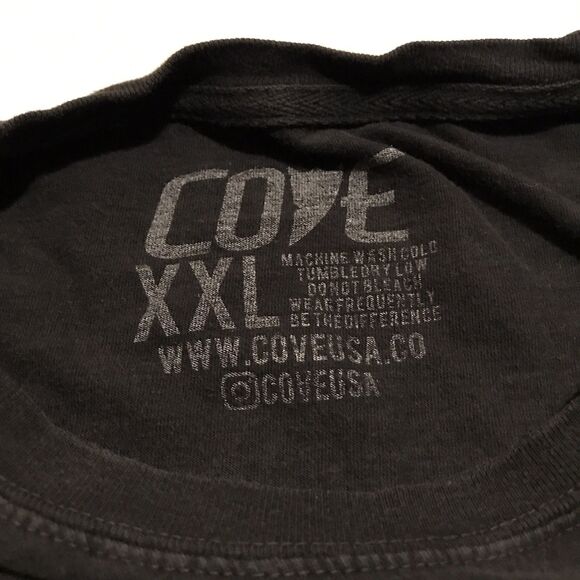 Barreling the Wave Surf COMING IN HOT Skeleton Shark Black 3XL Mens T Shirt - Picture 3 of 3